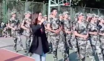 吃瓜视频军训跳舞,吃瓜视频记录军训跳舞风采