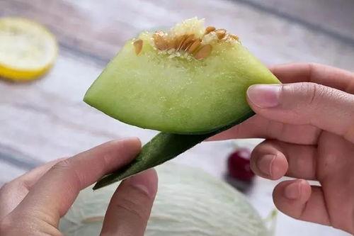 如何吃小蜜瓜不上火呢视频,轻松吃法不上火