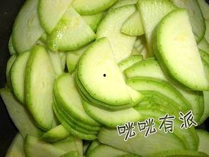 吃角瓜的视频,解锁美味新食尚，尽享田园风味