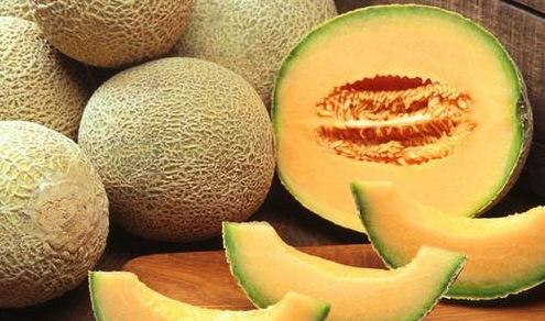 萌宝吃哈密瓜视频全集,全程记录甜蜜成长瞬间