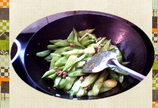 胶瓜应该怎么炒着吃视频,家常美味轻松学