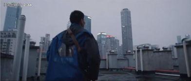 大学生围观吃瓜视频,大学生围观吃瓜视频现象解析