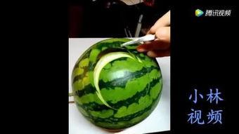 农村吃哈密瓜的视频,品尝哈密瓜的甜蜜滋味