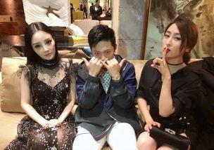 西安小姐姐吃瓜事件视频,网络热议背后的真相揭秘